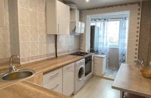 Dnipro Apartamento | Квартира с раздельными комнатами, левый берег, пр Правды, Ул Калиновая