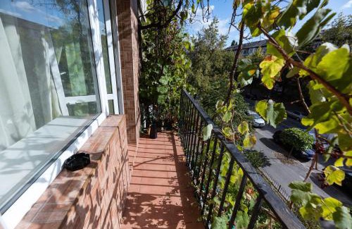 Dniprovs'kyi District Apartamento | Квартири метро Дарниця