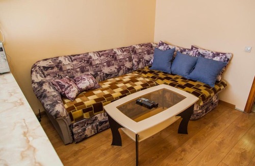 Krasnodar Apartamento | ККБ евродвушка на первом этаже