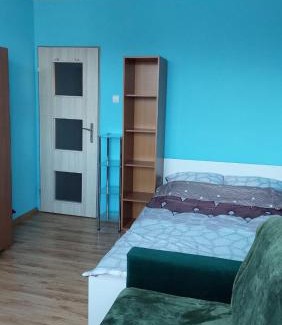 Krzyki Casa | Комната в трёхкомнатной квартире