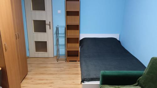 Krzyki Casa | Комната в трёхкомнатной квартире