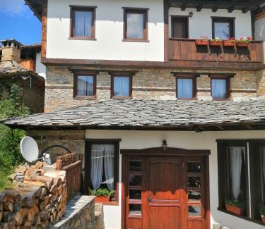 Kovacevica Casa | Кондеви къщи
