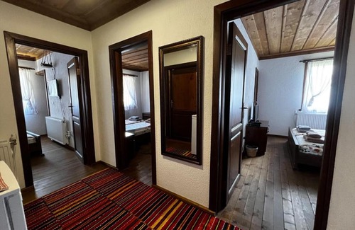 Kovacevica Casa | Кондеви къщи