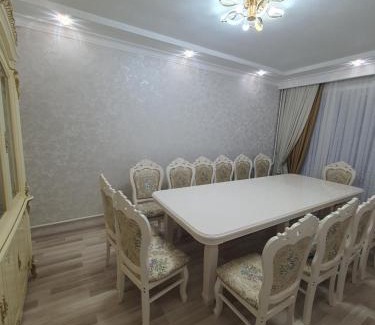 Jalal-Abad Casa | Конок үйү