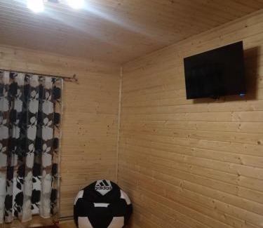 Huklyvyi Casa | Котедж "Затишний відпочинок"