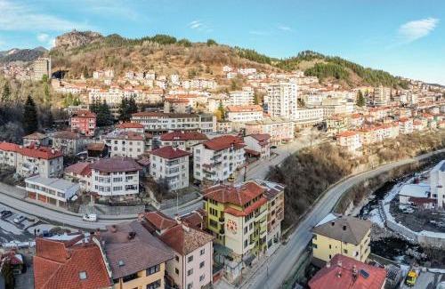 Smolyan Apartamento | Къща за гости Карлък