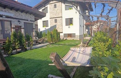 Sapareva Banya Casa | Къща за гости Мурите