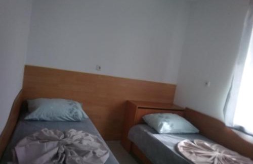Akhtopol Apartamento | Къща за гости Орлите
