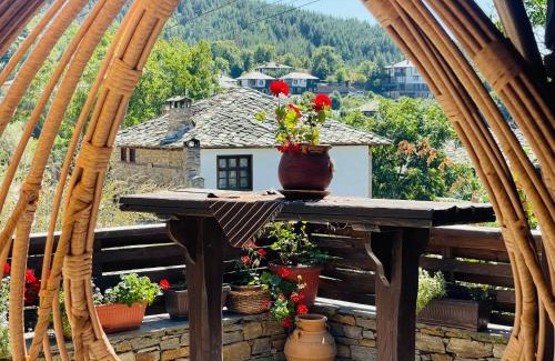 Leshten Villa | Къща за гости Родопски изгрев