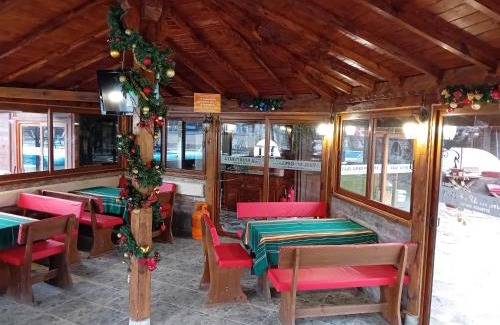Slivek Casa | Къща за гости "Там край реката "