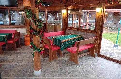 Slivek Casa | Къща за гости "Там край реката "