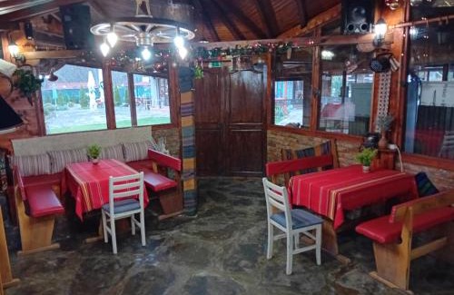 Slivek Casa | Къща за гости "Там край реката "