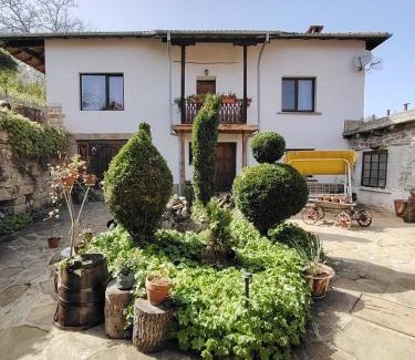 Gabrovo Casa | Къща за гости ЧИЧАРИТЕ
