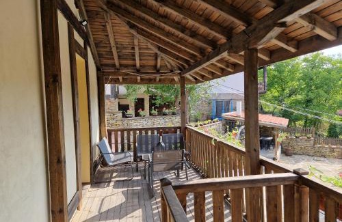 Troyan Casa | Къщи за гости "Зелената долина"
