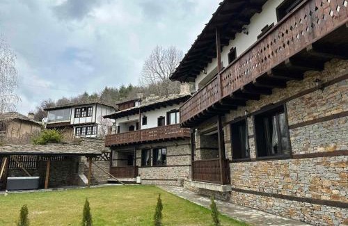 Leshten Casa | Къщи за гости НЕСИ