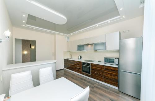 Pozniaky Apartamento | Люкс апартаменты с 3 комнатами Княжий затон