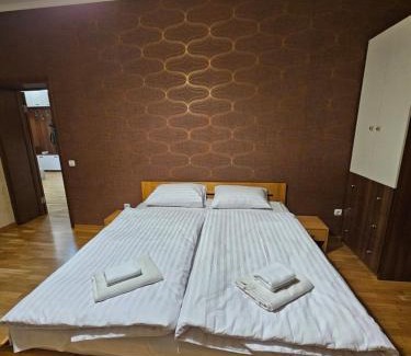 Uzhhorod Apartamento | Надзвичайно зручна простора квартира