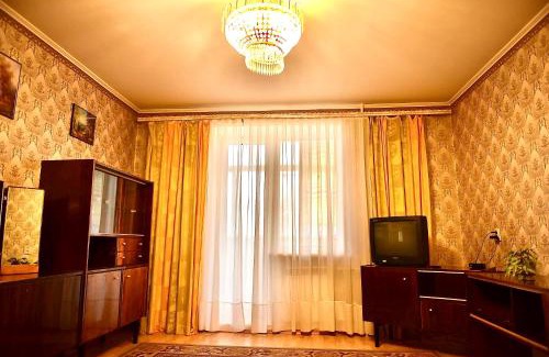 Zarichnyi District Apartamento | Недорога квартира на Харківській, 32