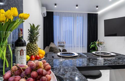 Pozniaky Apartamento | Новая квартира с авторским ремонтом в ЖК Seven Днепровская набережная