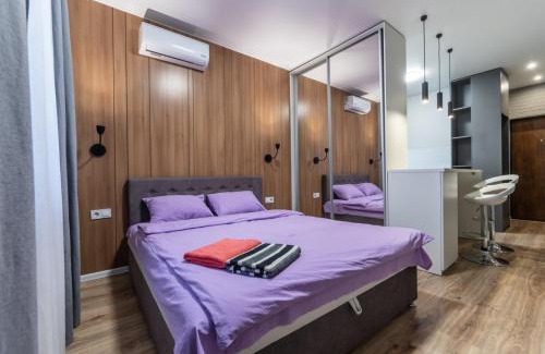 Holosiivskyj Apartamento | Новая студия на Демеевской, переулок Ясиноватский 10