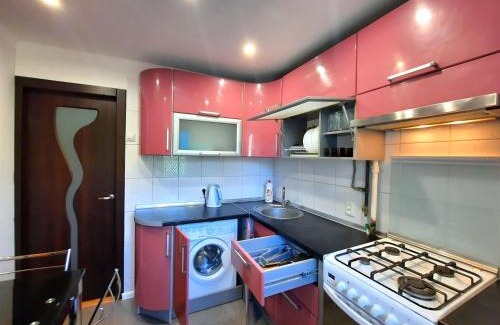 Sukhinovka Apartamento | Один каштан Квартира у м Полтава Мережа Alex Apartments Документи для відряджень Безконтактне заселення 24-7