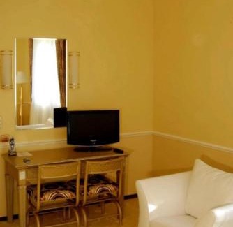 Pechers'kyi District Hotel | Отель Фараон
