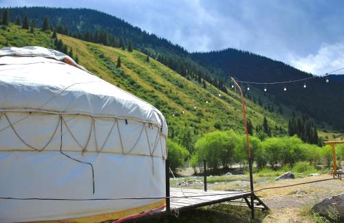 Almaty Province Cama Y Desayuno | Отель юрта Kolsay