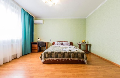 Svyatoshyns'kyi District Apartamento | Просторная однокомнатная квартира возле скоростного трамвая