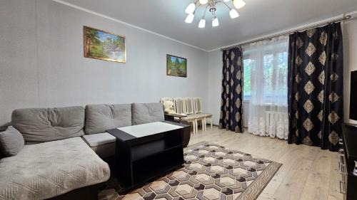 Uralsk Apartamento | Просторная 2-комнатная квартира в Центре Уральска