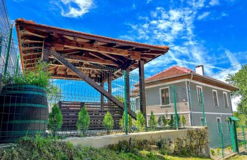 Elena Casa | Ралчевата къща