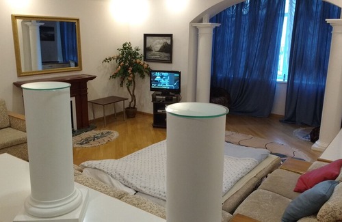 Kyiv Casa | Светлая квартира на Антоновича 25