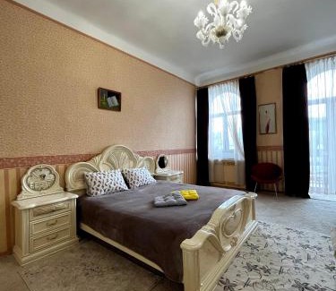 Verkhnie Misto Apartamento | Світло є! Історичний Центр!