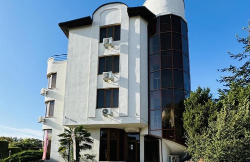 Sarafovo Hotel | Семеен хотел"Свети Георги"