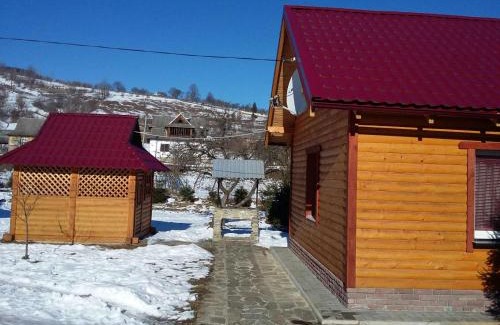 Yaremche Casa | Смерековий двір