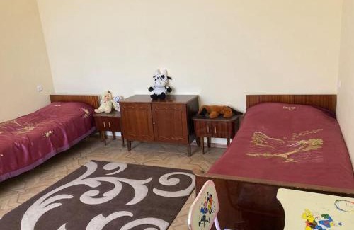 Aruch Apartamento | Собственный дом в фруктовом саду
