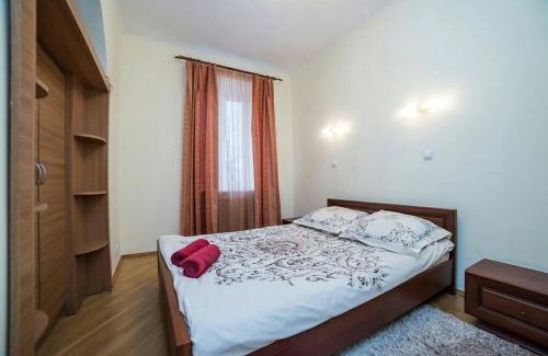 Verkhnie Misto Apartamento | Сонячні апартаменти на Хрещатику