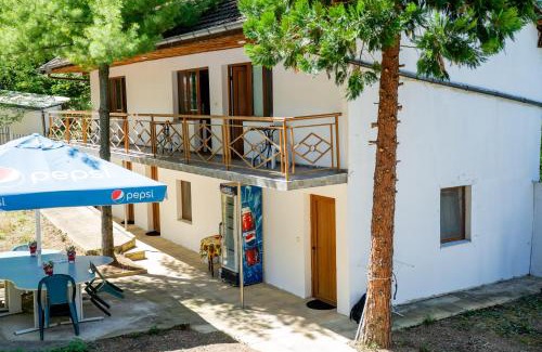 Veliko Tarnovo Casa | Стаи за гости - Аербул и приятели