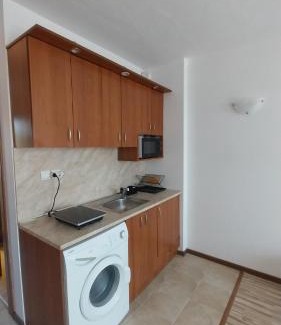 Saints Constantine and Helena Apartamento | Студио Аглая
