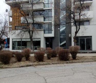 Hisarja Apartamento | Студио Бижу
