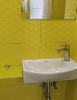 Svyatoshyns'kyi District Apartamento | Студія з сучасним ремонтом