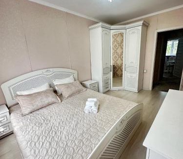 Semipalatinsk Apartamento | Уютные апартаменты в центре Идеально для туристов