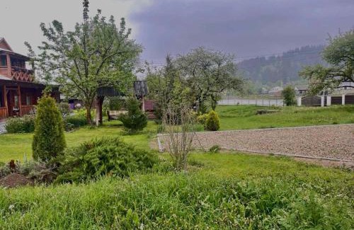Verkhovyna Casa | «У полоні гір»