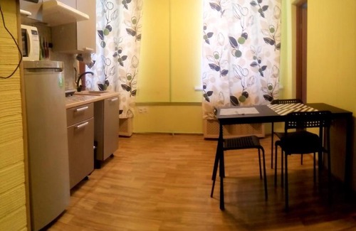 Tsentralny Apartamento | У Фонтанного Дома