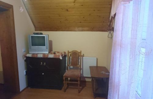 Podobovets Casa | "У Яслигана"