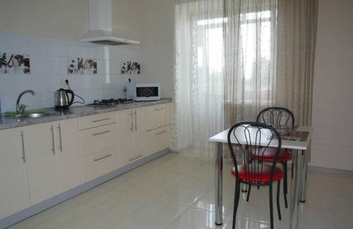Lenins'kyi district Apartamento | Хмельницьке шосе 122а