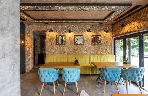 Sarafovo Hotel | Хотел Камъните