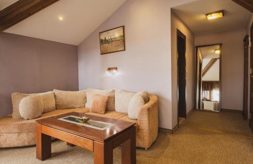 Velingrad Hotel | Хотел Том и Нези Класик