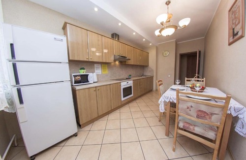 Ufa Apartamento | Хоум Отель на Мингажева, 102