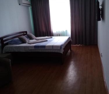 Krivoy Rog Apartamento | Центр 95 квартала, Смарт-TV