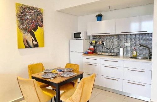 Nahariya Apartamento | Шикарная студия с Джакуззи